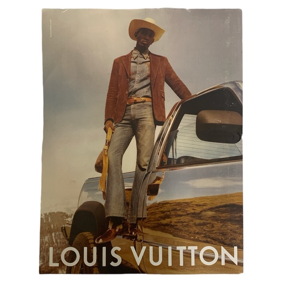 Esquire Magazine September 2024 Zoe Kravitz Twisted Brilliant Hollywood America - Picture 3 of 5